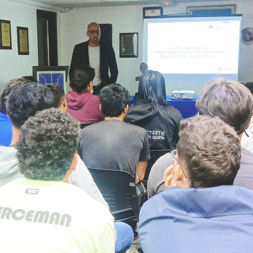 601943766_10241387752249584_3603831918444275617_n